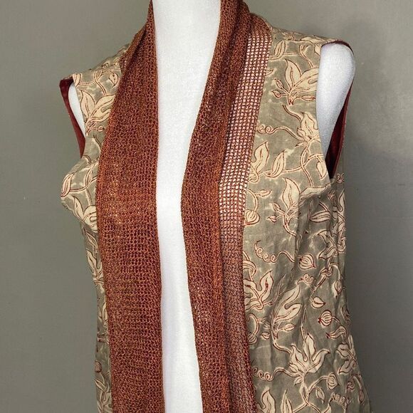 Samprada Traditional Textiles One Size Maroon Vest Jacket - Picture 3 of 5